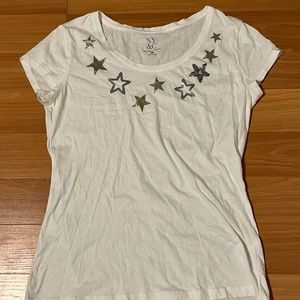 New York & Company White Embellished Star T-Shirt, Size L